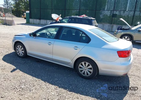 2014 Volkswagen Jetta 2.0L S z USA, uszkodzony, nr VIN 3VW2K7AJXEM391453